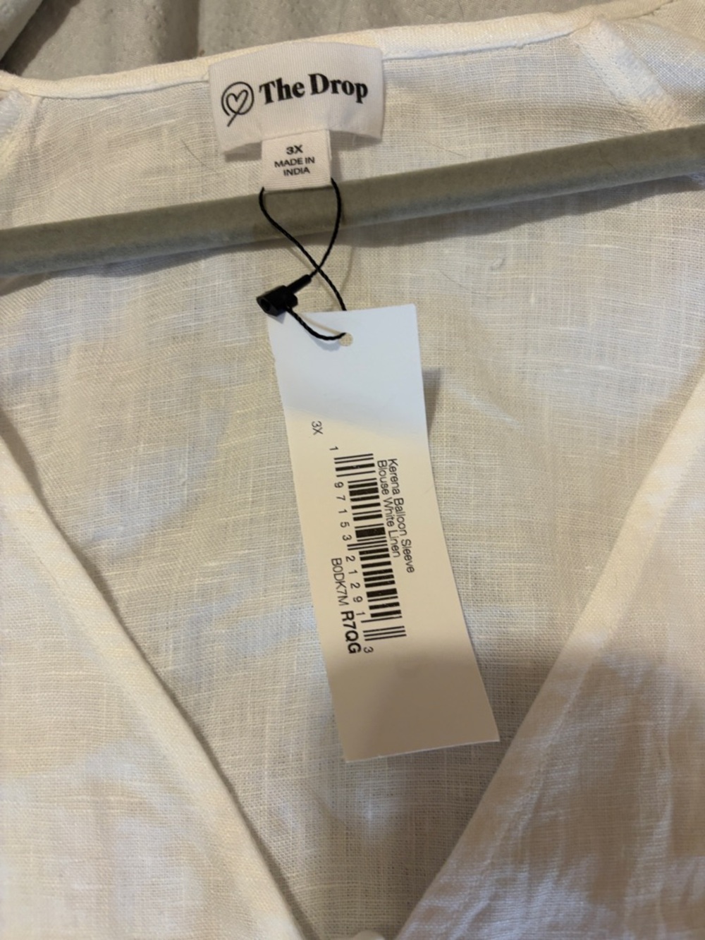Lightweight White Women’s Swim Coverup Tunic - Picture 3 of 3